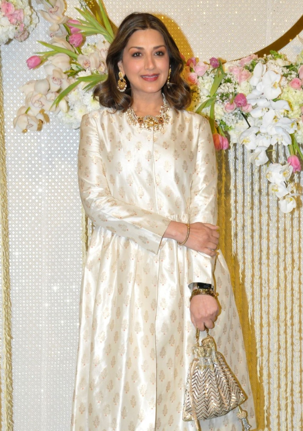 Mumbai: Actress Sonali Bendre poses for photos during the wedding reception ceremony of Aamir Khan's daughter Ira Khan and Nupur Shikhare, in Mumbai, Saturday, Jan. 13, 2024. (Photo: IANS)
